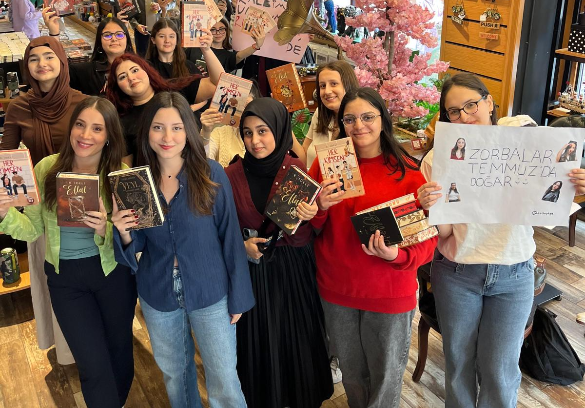 Sakarya Fatma Şamata ve Rukiye İdeli İmza Günü