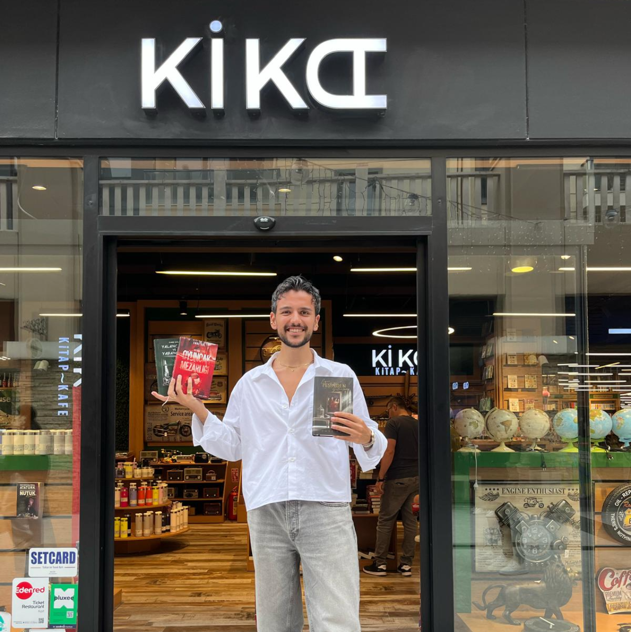 Sakarya Emre Gül İmza Günü